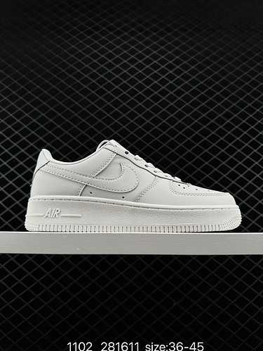 Nike Air Force Low Air Force One Sneaker casual versatile dal taglio basso. Le prestazioni di ammort