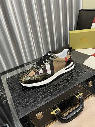 Scarpa Uomo Burberry Codice 1028B40 Taglia 3844