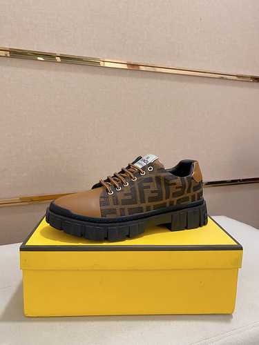 Scarpa Uomo Fendi Codice 1031B30 Taglia 3844