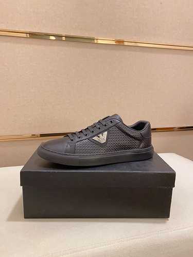 Scarpa Armani Uomo Codice 1007B40 Taglia 3844 45 personalizzata senza reso o cambio